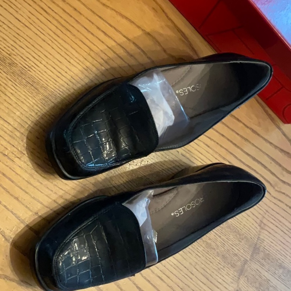 Aerosols Women’s leather wedge